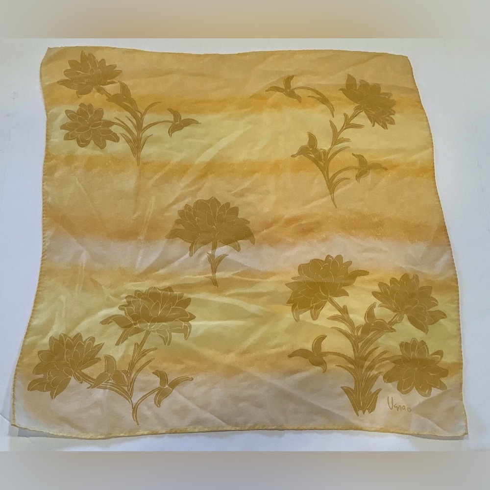 Vintage Vana Silk Japanese Kimono Belt Scarf Floral Butter Yellow Square 20”x20”